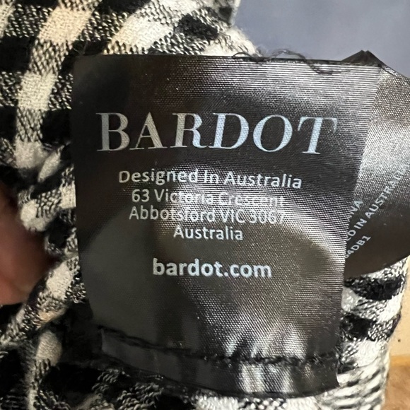 The Cindy Dress by Bardot off the shoulder styling, a fitted shirred top sz 8 - Picture 9 of 11